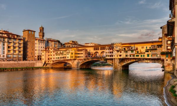 Ponte Vecchio a Firenze: storia, leggende e curiosità